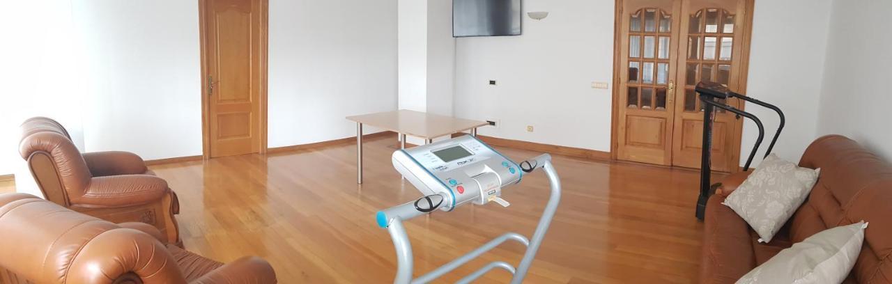 Apartamentos Shalom Ribadeo Exteriör bild